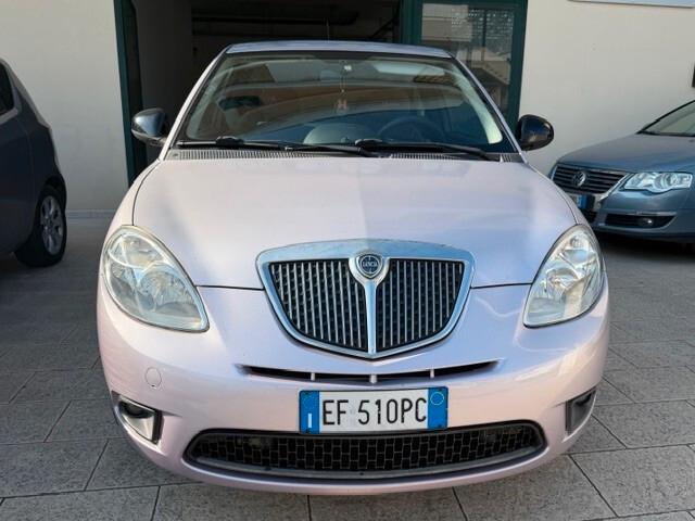 Lancia Ypsilon 1.2 69 CV Elle 11.2010 ok nep cv 116000