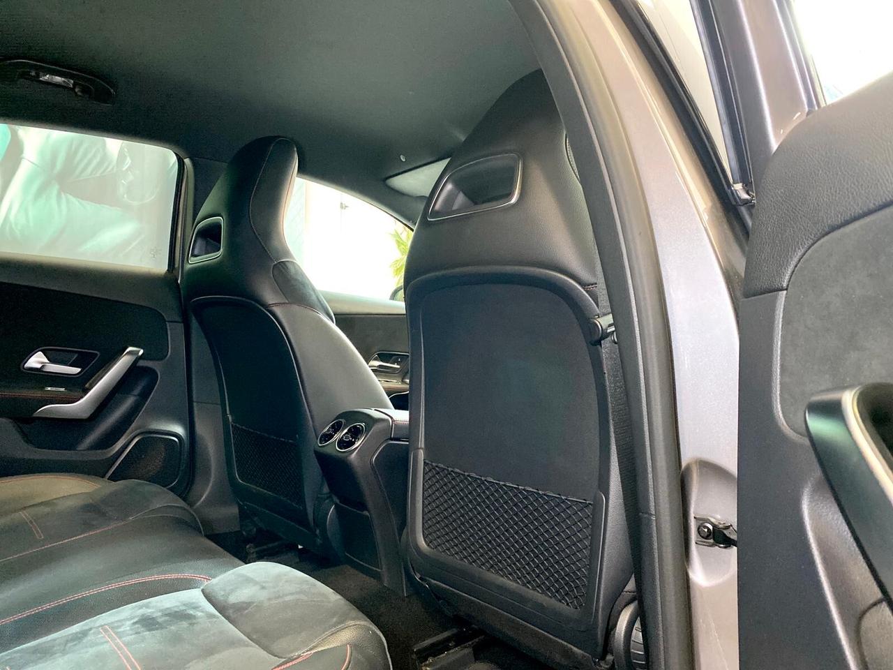 Mercedes Classe A 180d Auto Premium AMG 18" MBUX LED