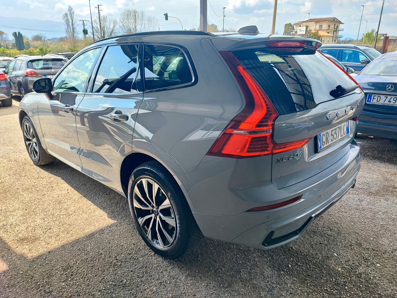 Volvo XC 60 XC60 B4 (d) AWD automatico Ultimate Dark