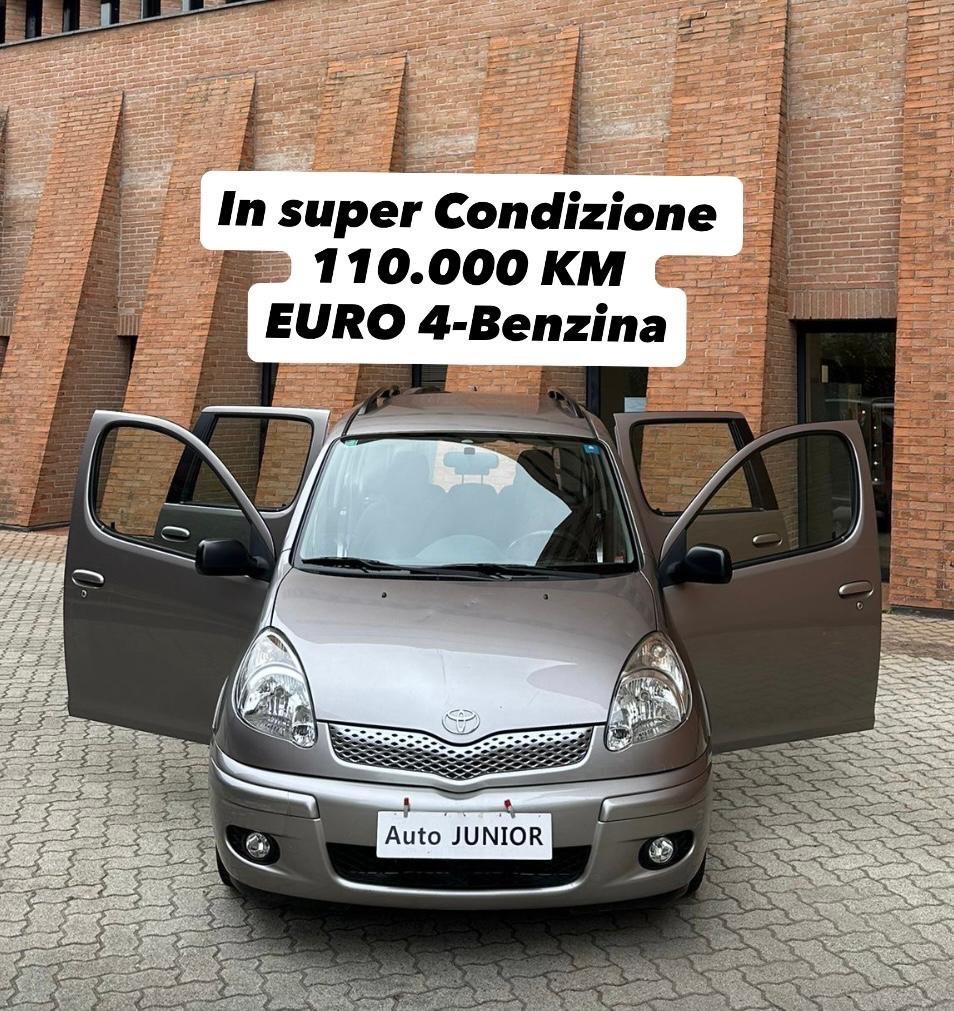 Toyota Yaris Verso 1.3i 16V cat Sol '03