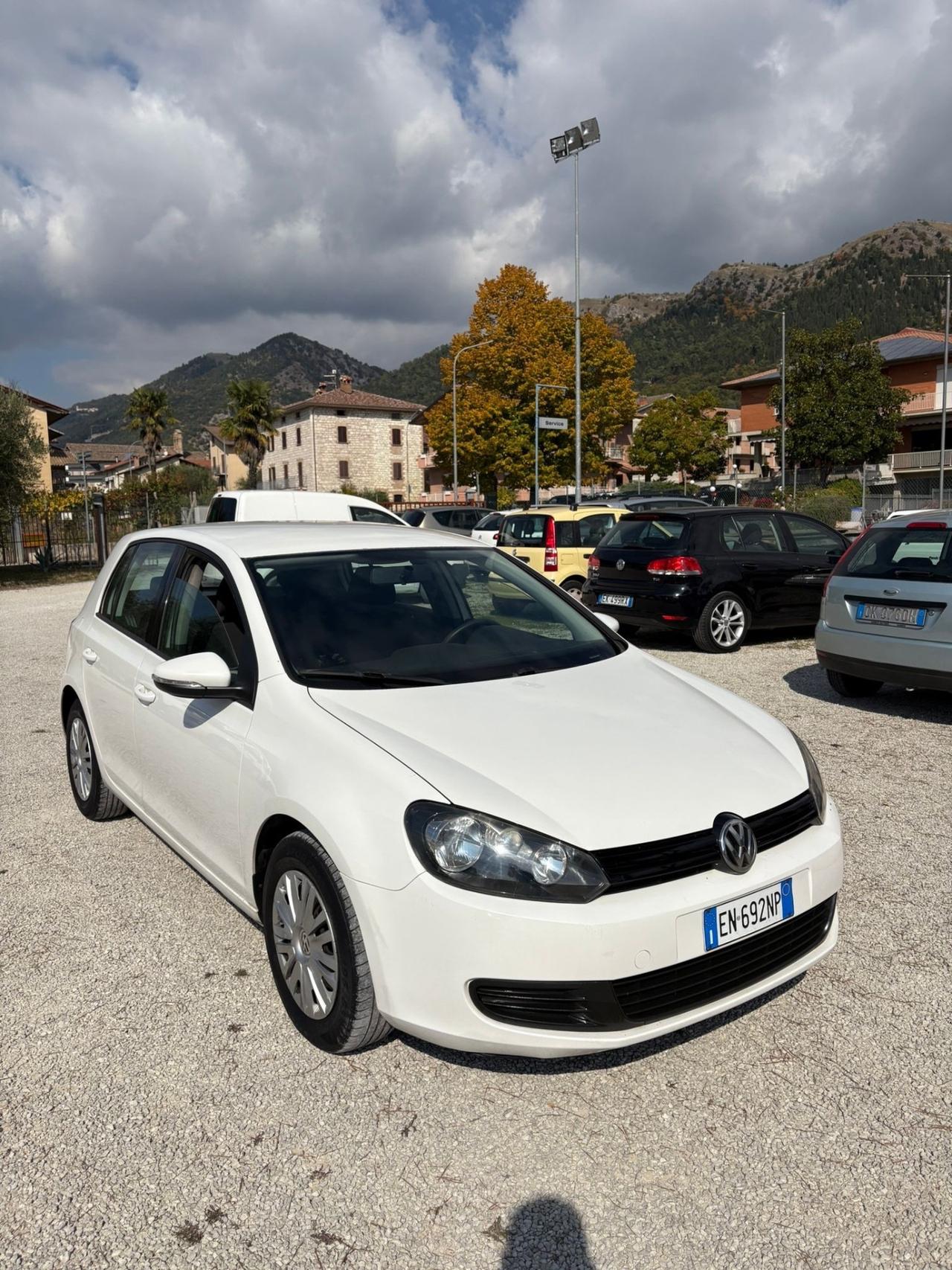 Volkswagen Golf 1.6 TDI PERFETTA SI NEOPATENTATI