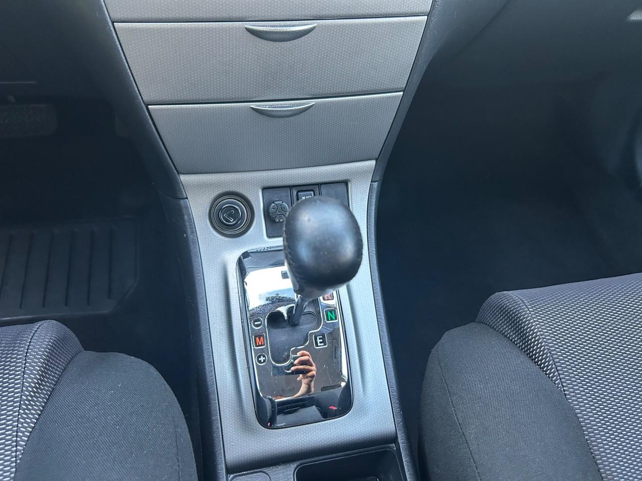Toyota Corolla 1.4 D-4D Cambio automatico 5 porte