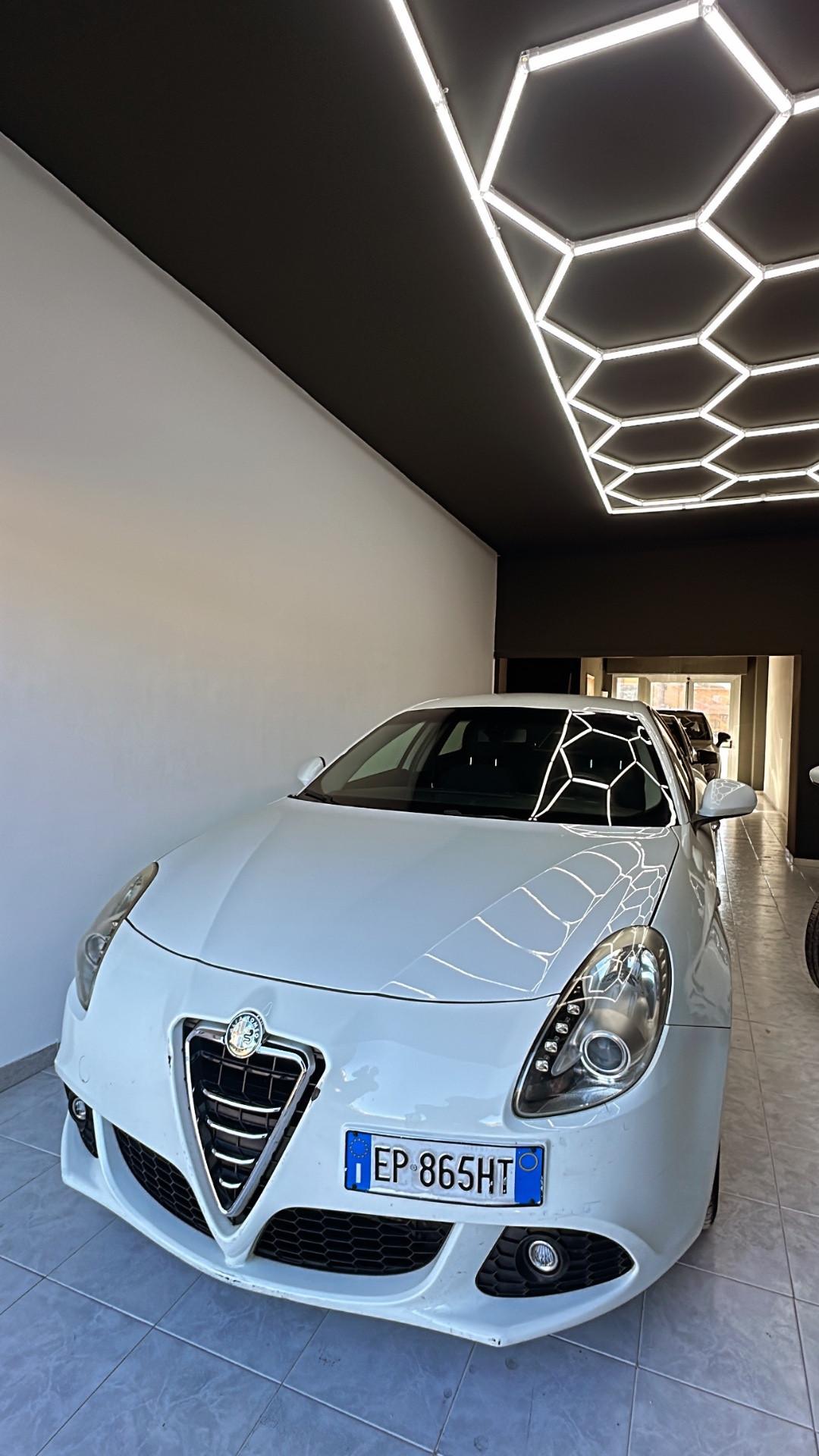 Alfa Romeo Giulietta 1.6 JTDm-2 105 CV Distinctive