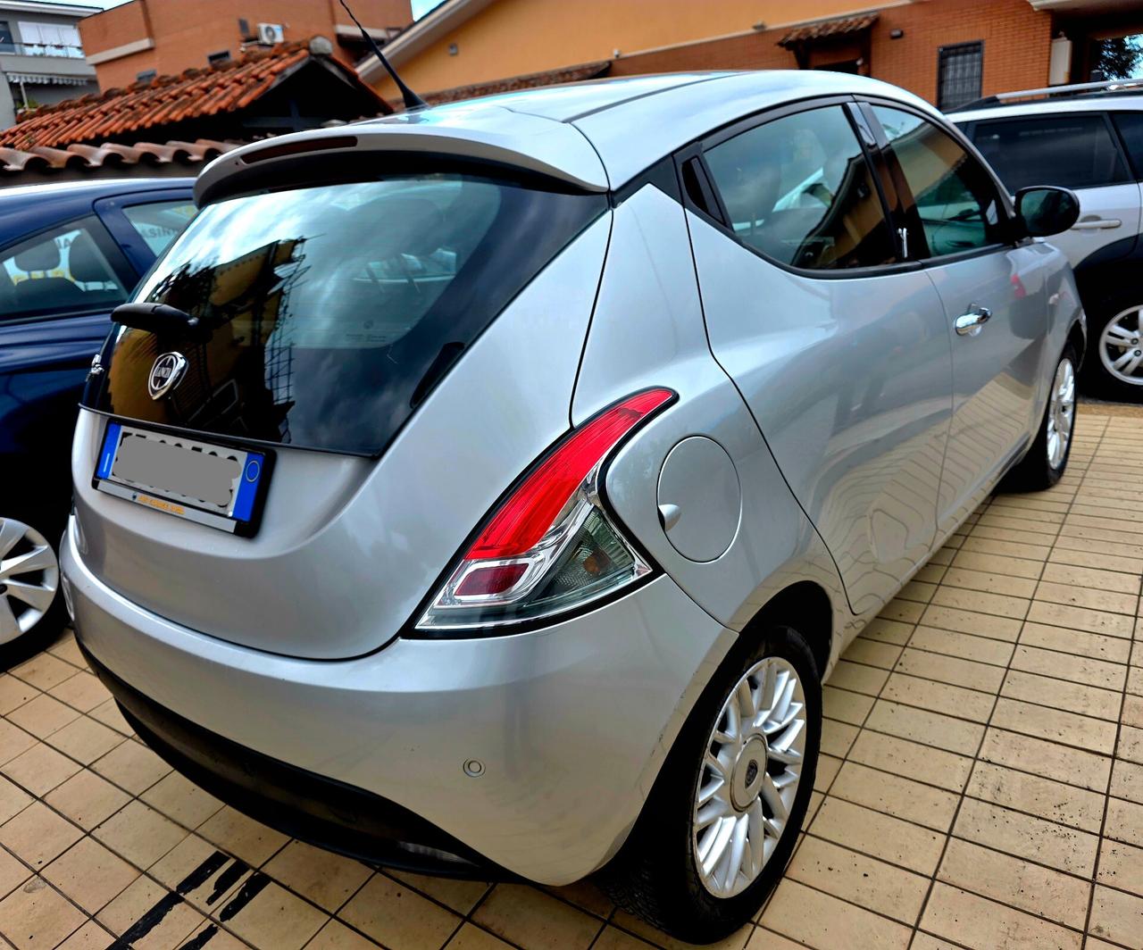 Lancia Ypsilon 1.3 MJT 16V 95 CV 5 porte S&S Gold