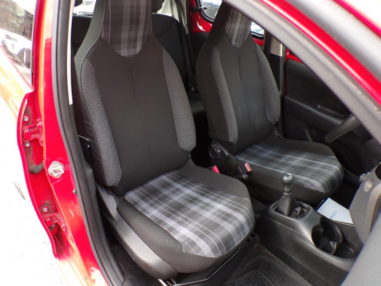 Peugeot 108 VTi 5 porte