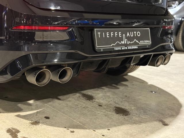 VOLKSWAGEN Golf R DSG 4Motion Akrapovic