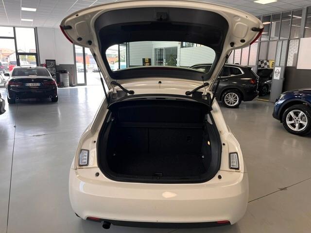 Audi A1 1.6 TDI Ambition 90 CV 5 PORTE