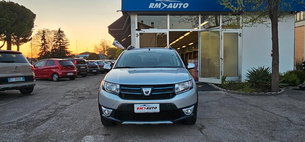 Dacia Sandero 0.9 TCe 90CV Lauréate Solo 64000 KM