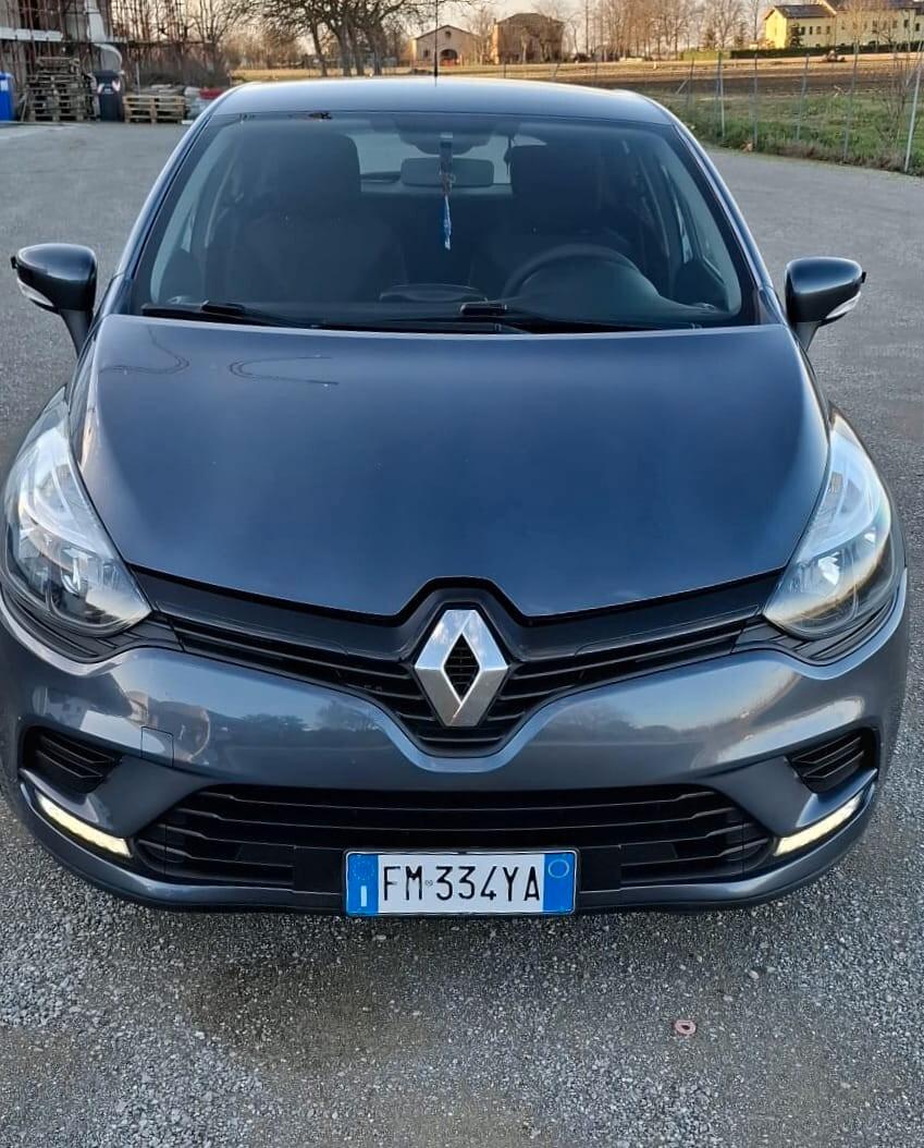 Renault Clio dCi 8V 75 CV Start&Stop 5 porte Energy Duel