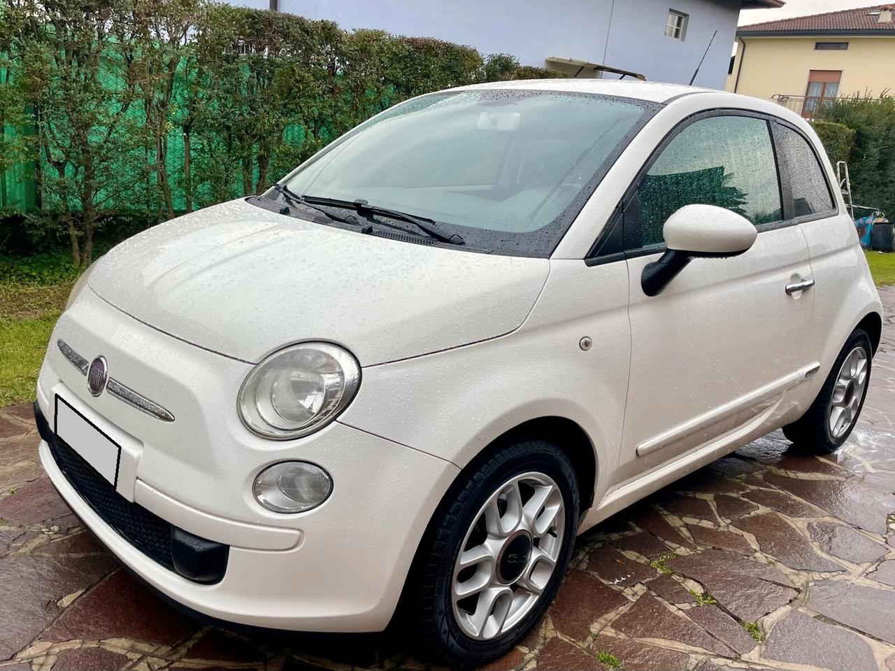 Fiat 500 1.3 Multijet 16V 95 CV Lounge motore consuma olio