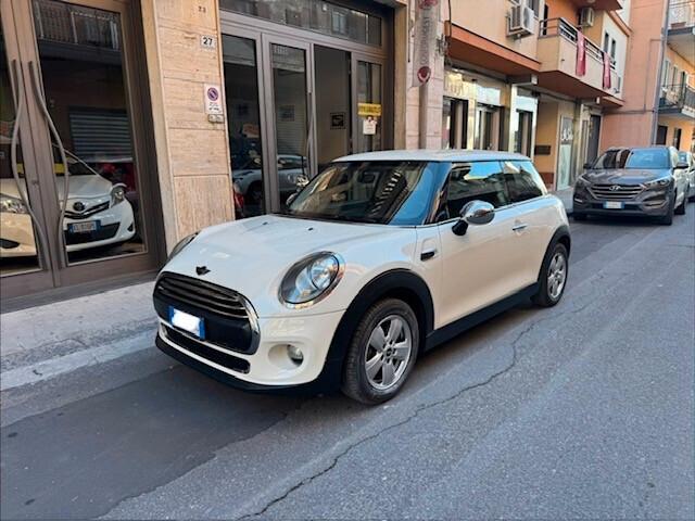 Mini Cooper 1.5 D 95 CV - In Garanzia