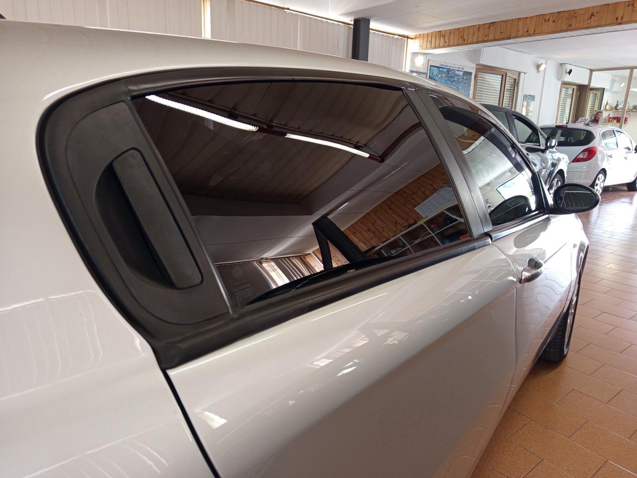 Alfa Romeo 147 1.9 JTD M-JET 16V 5 porte Exclusive