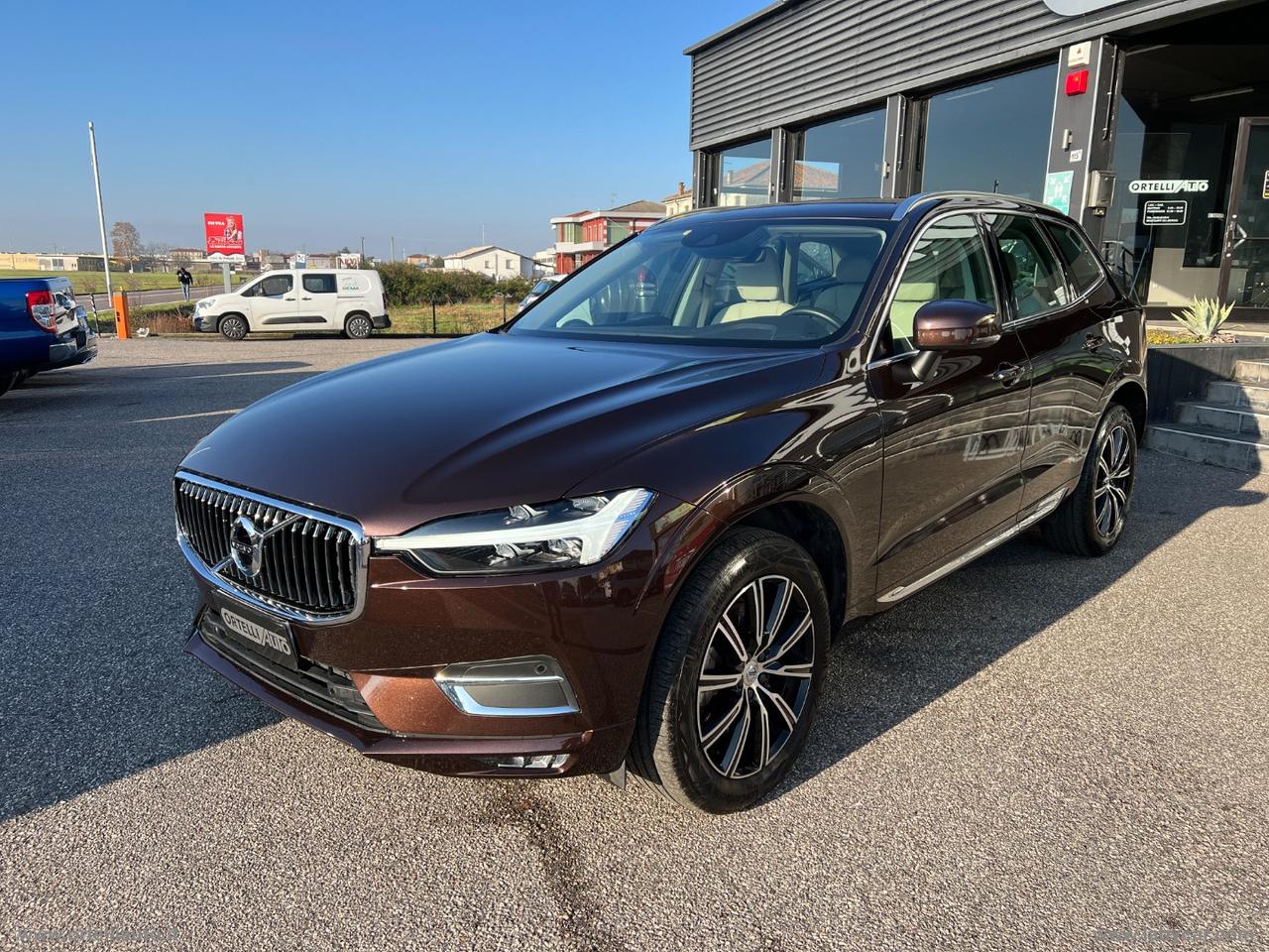 VOLVO XC60 B4 5 POSTI +IVA