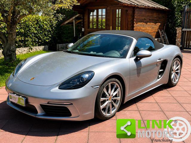 PORSCHE 718 Spyder boxster