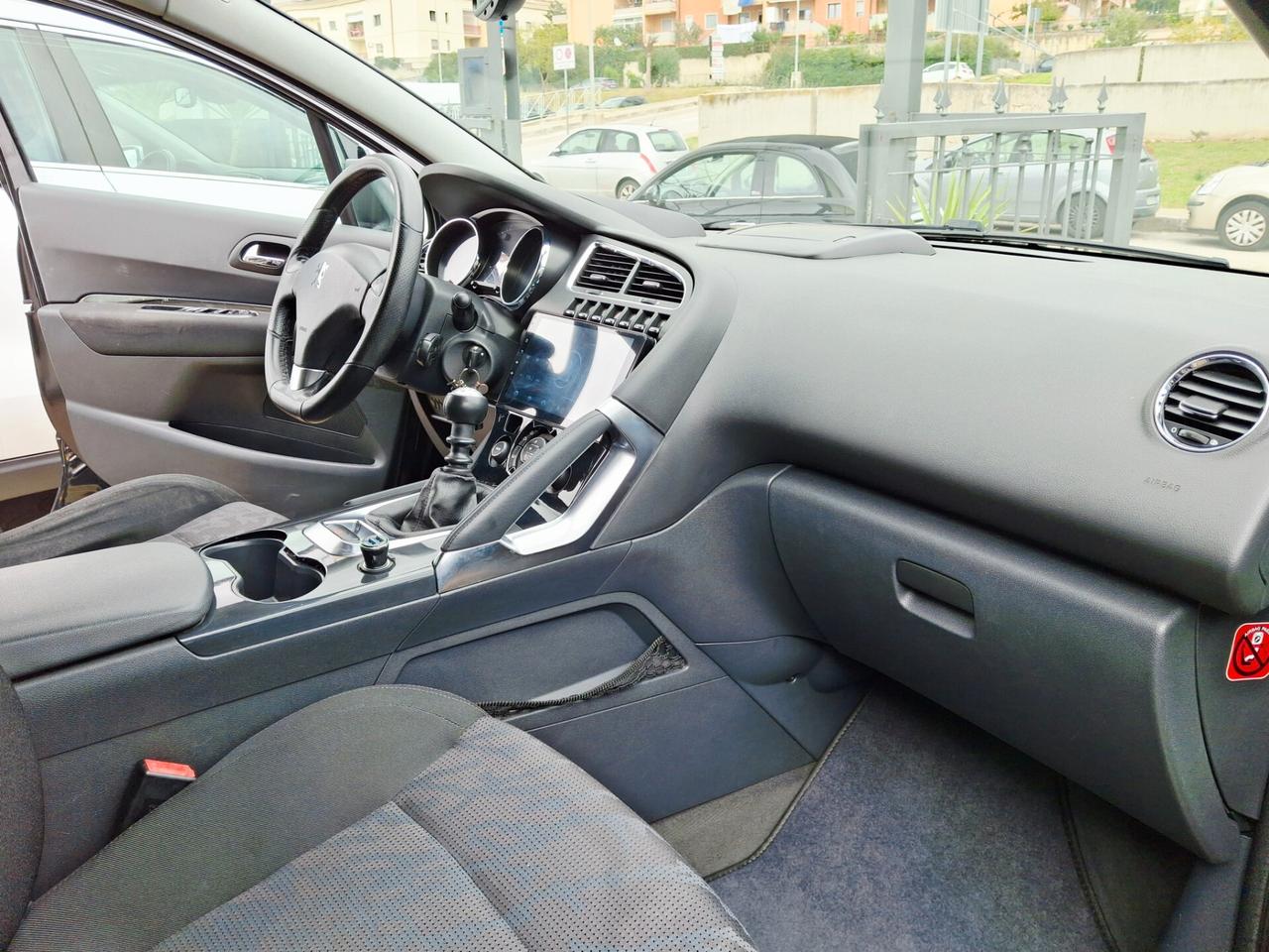 Peugeot 3008 1.6 HDi 110CV Tecno