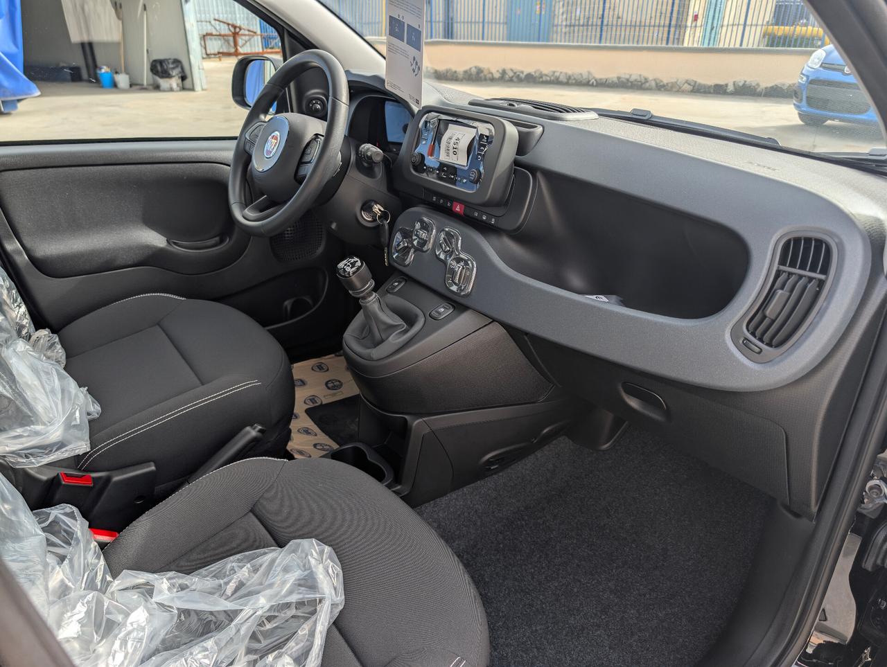 Fiat Panda Pandina 1.0 FireFly 65 CV Hybrid Icon