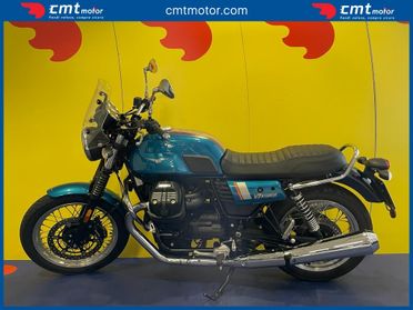 Moto Guzzi V7 - 2017