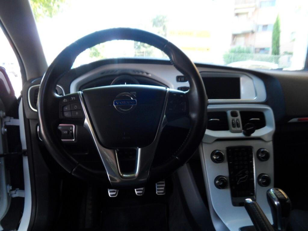 Volvo V40 D2 Business