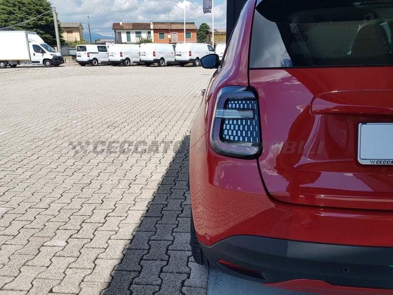 FIAT 600 600e - RED
