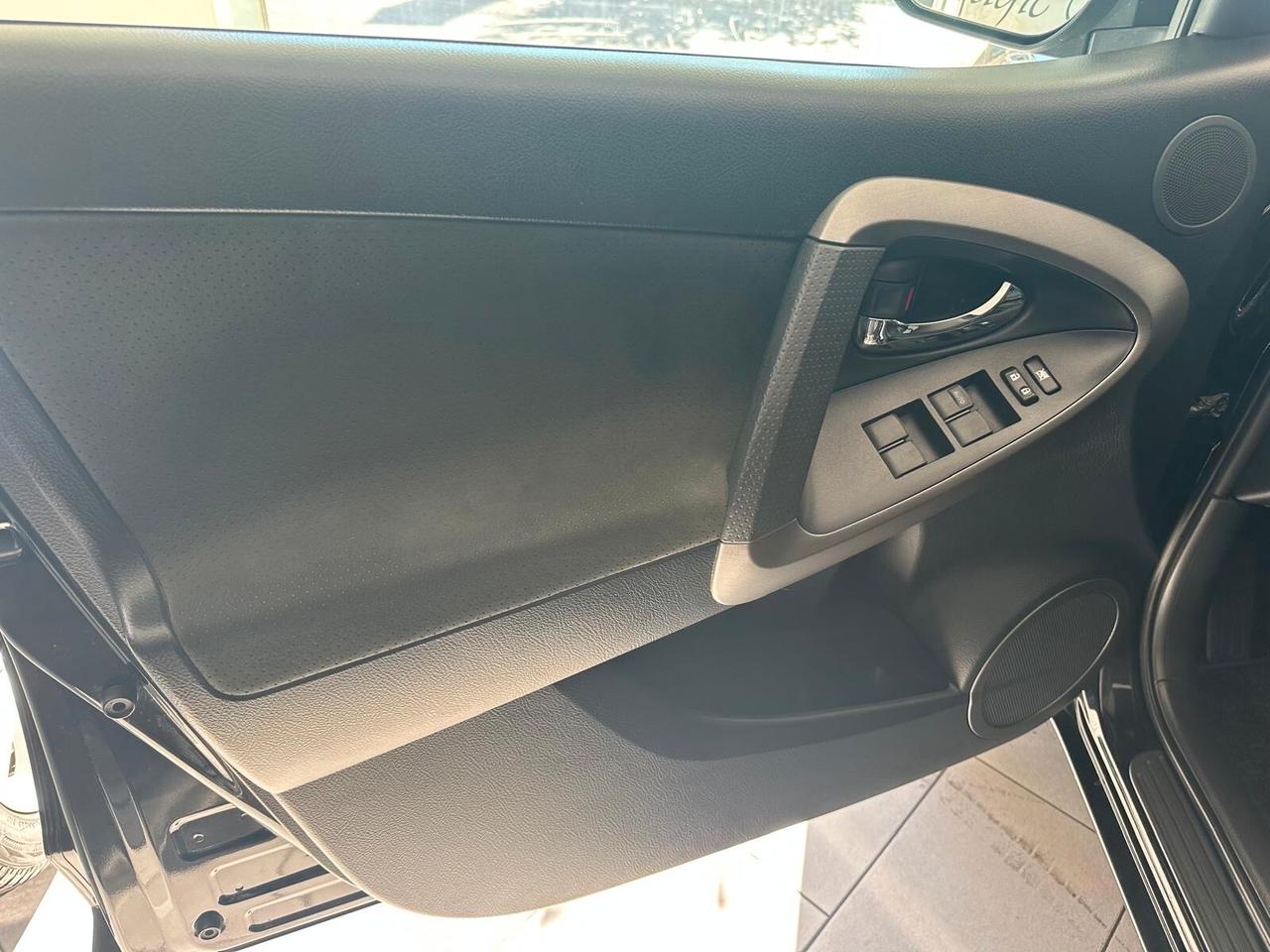 Toyota RAV 4 RAV4 Crossover 2.2 D-4D 150 CV DPF Exclusive
