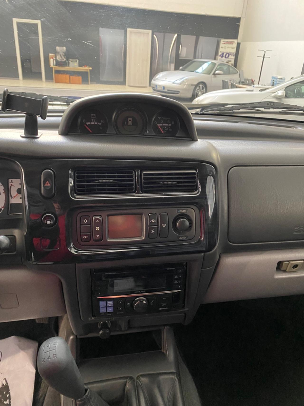 Mitsubishi Pajero Sport 2.5 TDI Instyle