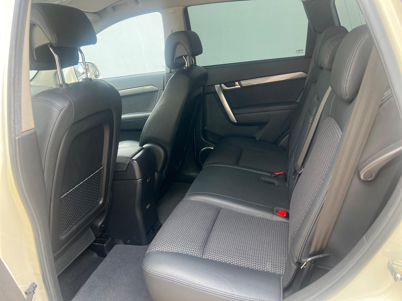 Chevrolet Captiva 2.4 GPL 7 POSTI - GARANZIA 12 MESI