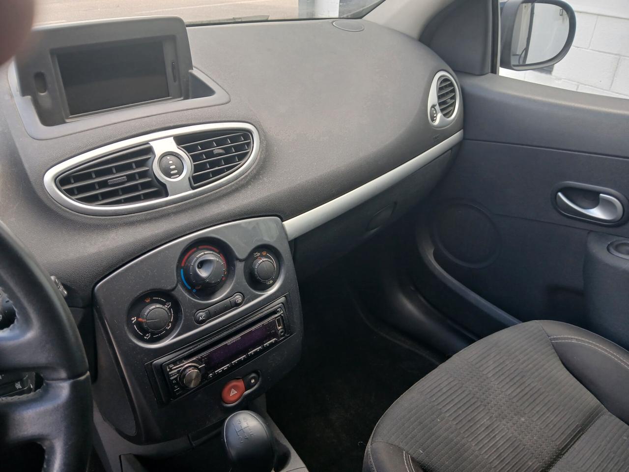 Renault Clio 1.2 16V 5 porte
