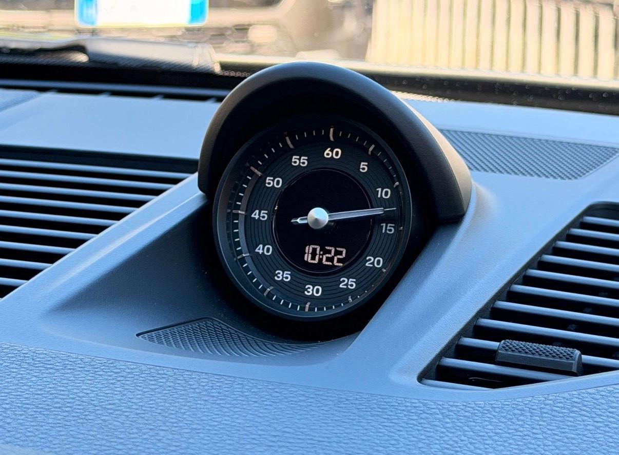 Porsche 911 Carrera 992