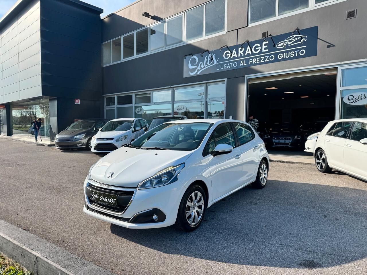 Peugeot 208 Neopatentati