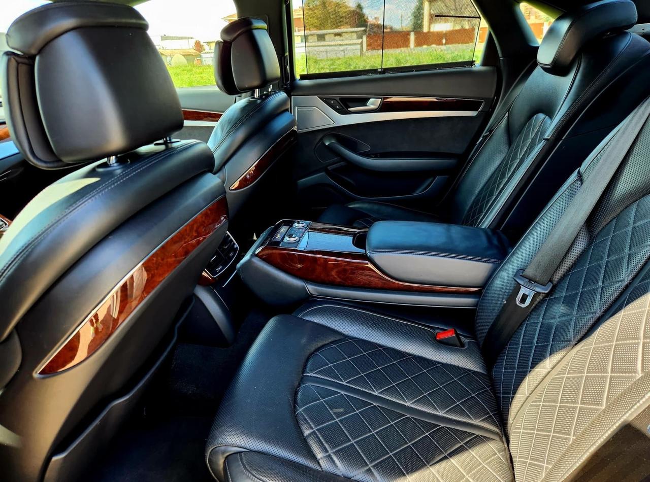 Audi A8 3.0 TDI 250 CV quattro tiptronic