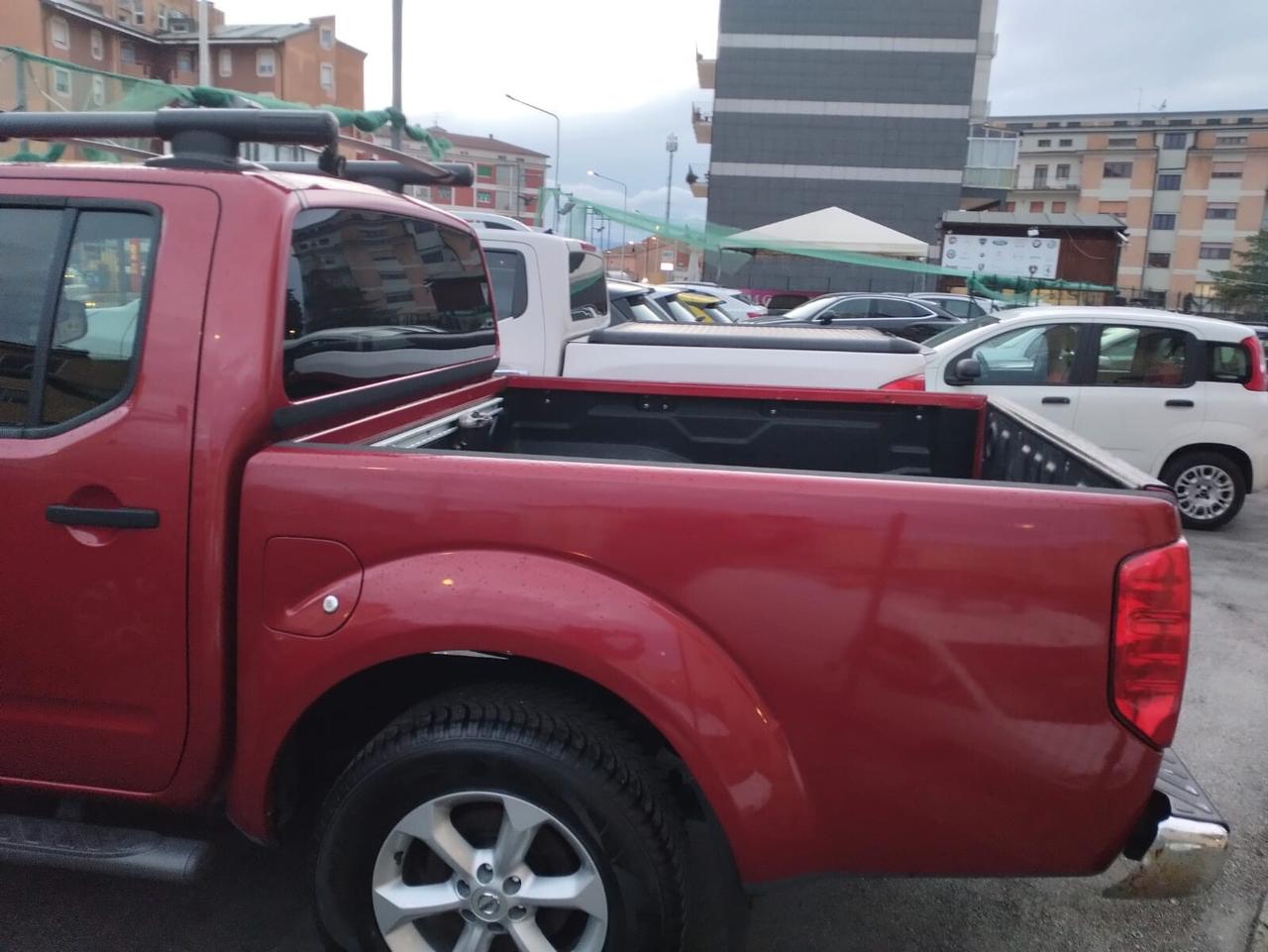 Nissan Navara 3.0 dCi 4 porte Double Cab LE V6