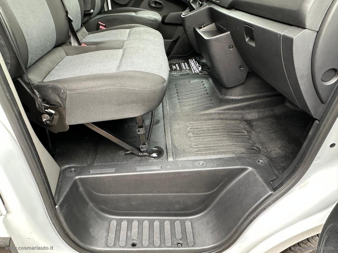 Master 3T5 2.3dCi 135 PL-TA Furg.Red Ed.