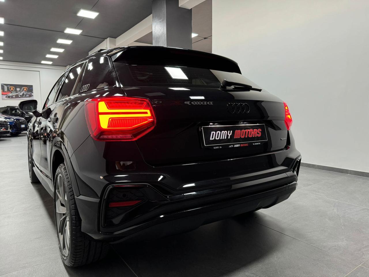 Audi Q2 35 TDI S tronic Identity Black