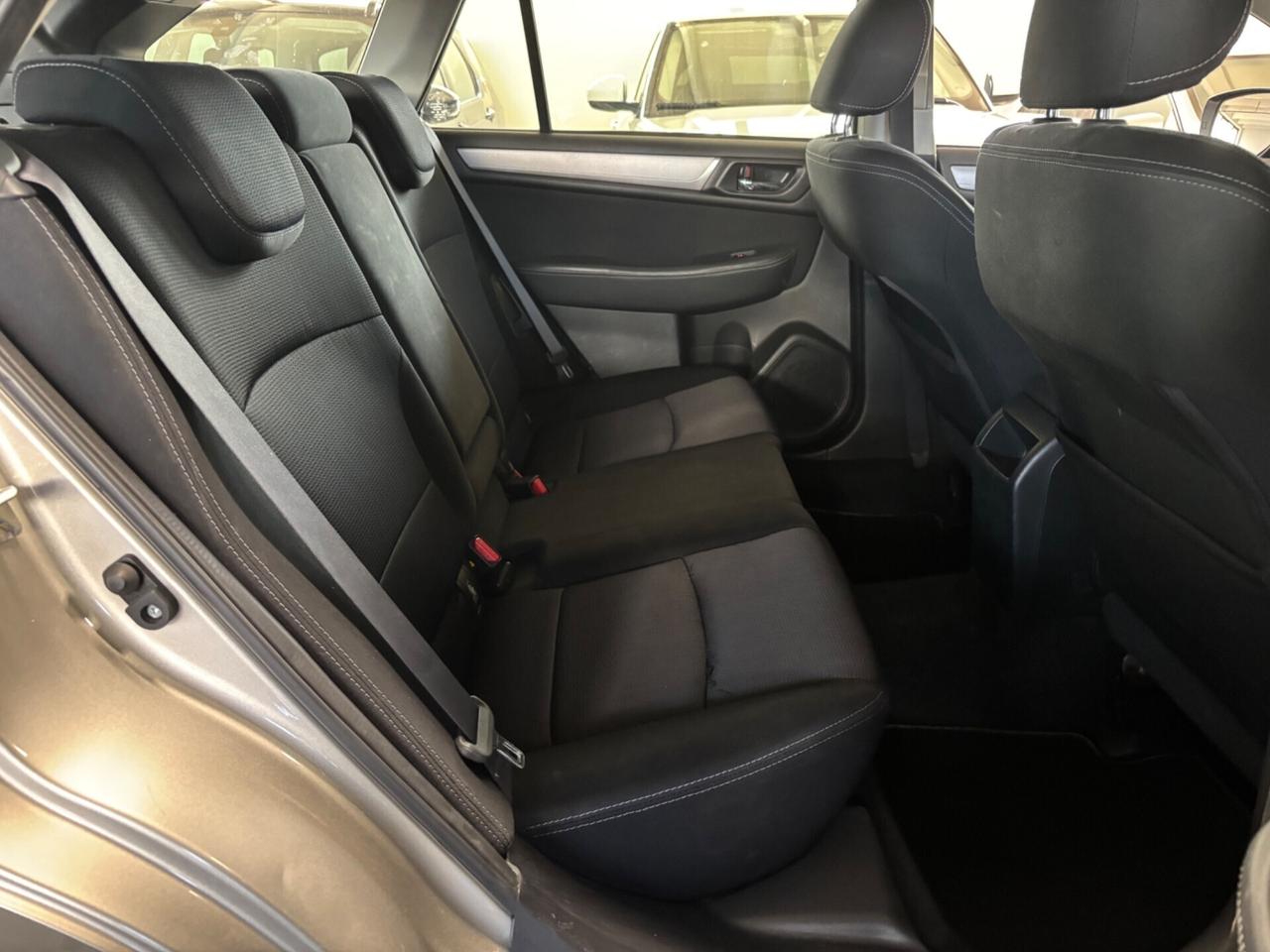 Subaru OUTBACK 2.0d-S Lineartronic Unlimited