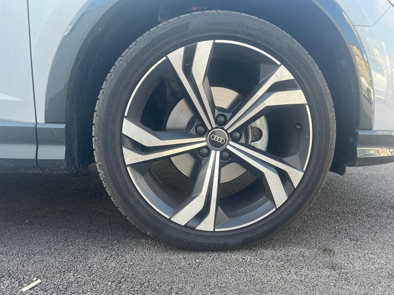 Audi Q3 35 TDI S tronic line edition