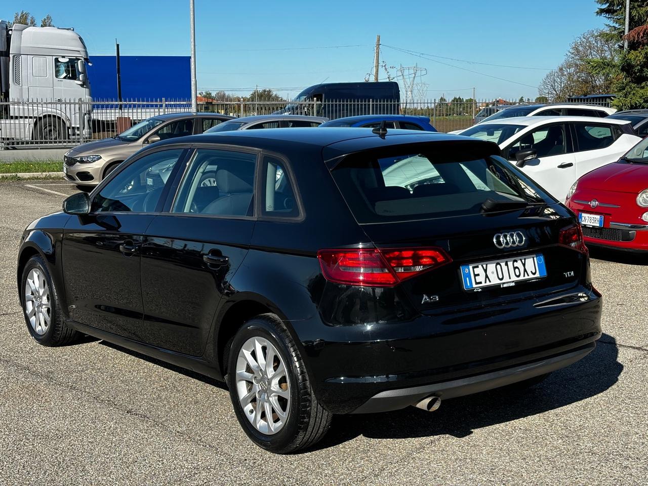 Audi A3 1.6 TDI ultra Attraction - 2014