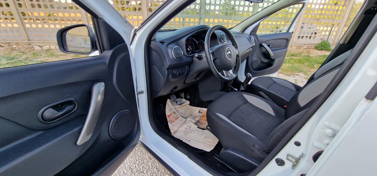 Dacia Sandero Stepway Prestige 2014 100.000km