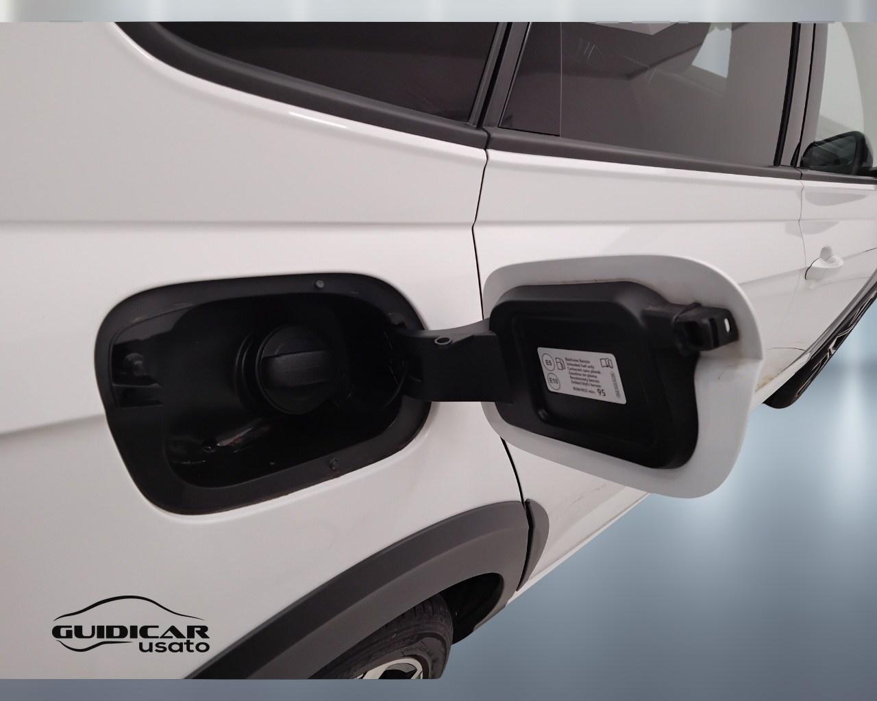 VOLKSWAGEN Taigo - Taigo 1.0 tsi R-Line 110cv