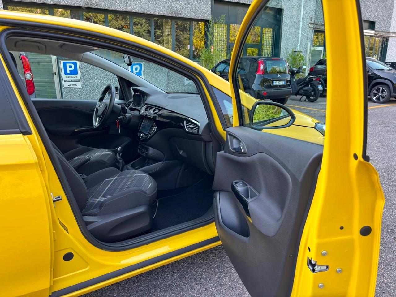 Opel Corsa 1.4 90CV GPL Tech Coupé b-Color