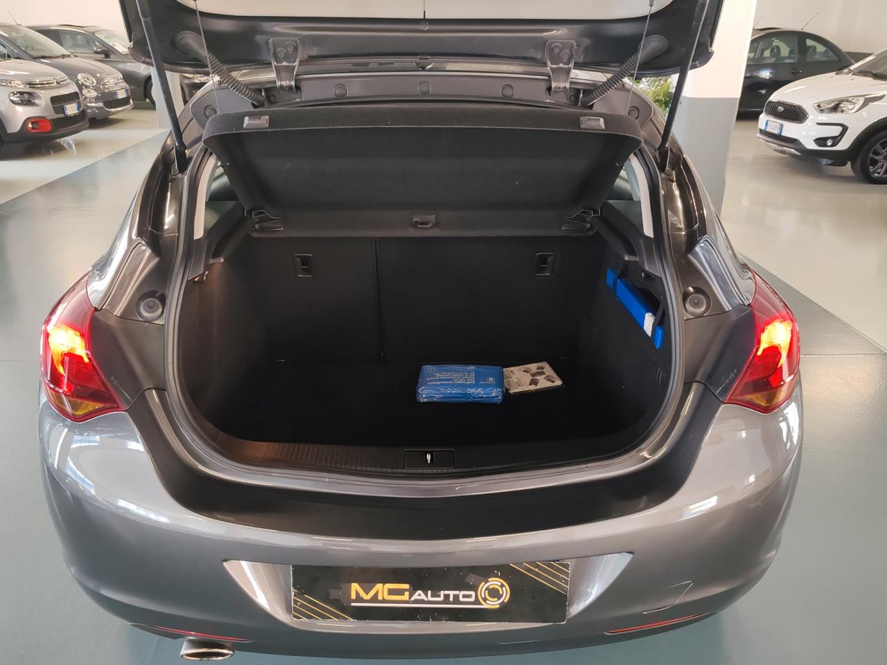 Opel Astra 1.4 Turbo 140CV 5 porte Cosmo