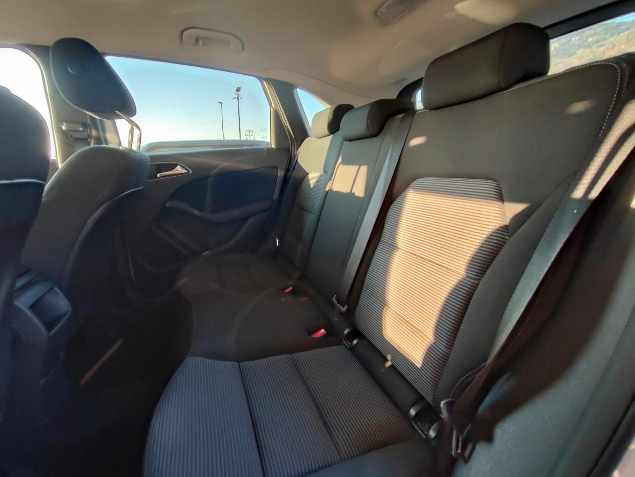 Mercedes-benz B 180 d Automatic Premium