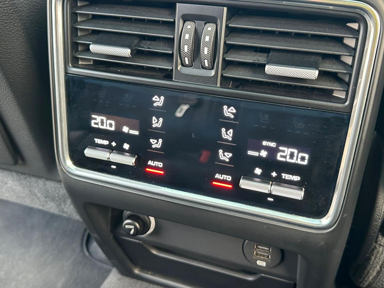 PORSCHE CAYENNE COUPE 3.0 V6 340CV IVA UNIPRO BOOK SERVICE