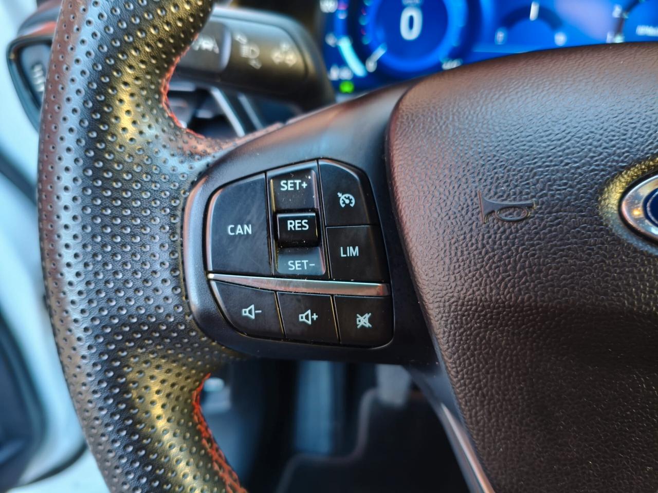 Ford Puma 1.0 EcoBoost Hybrid 125 CV S&S ST-Line