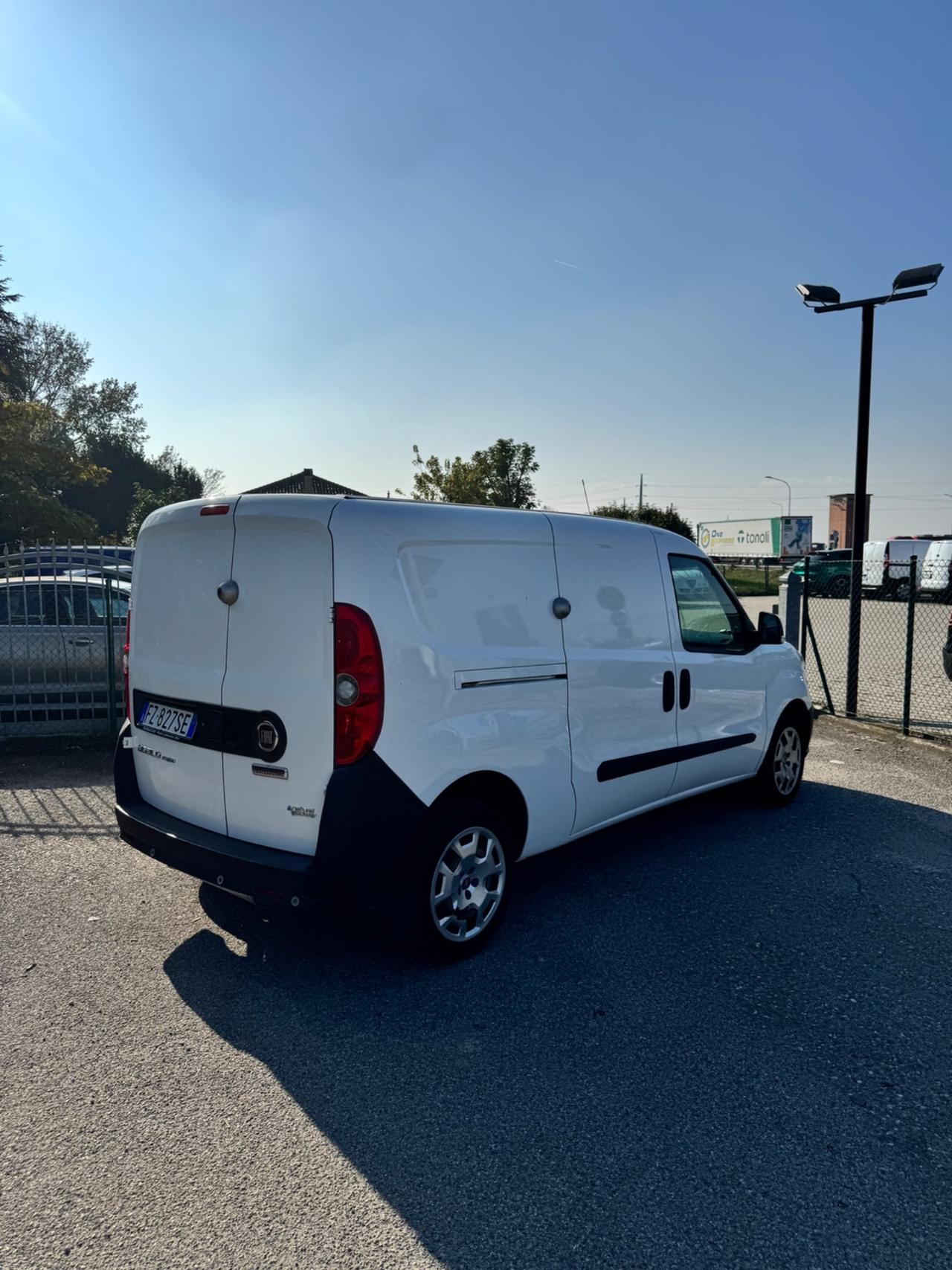 Fiat Doblo Doblò 1.4 T-Jet Natural Power PL-TN Cargo Maxi Lamierato
