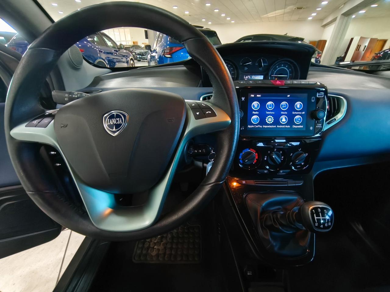 Lancia Ypsilon 1.0 FireFly 5 porte S&S Hybrid Gold Plus