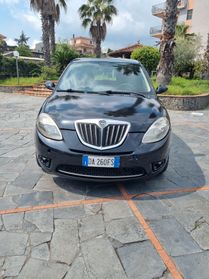 Lancia Ypsilon 1.3 Multijet 16V Argento