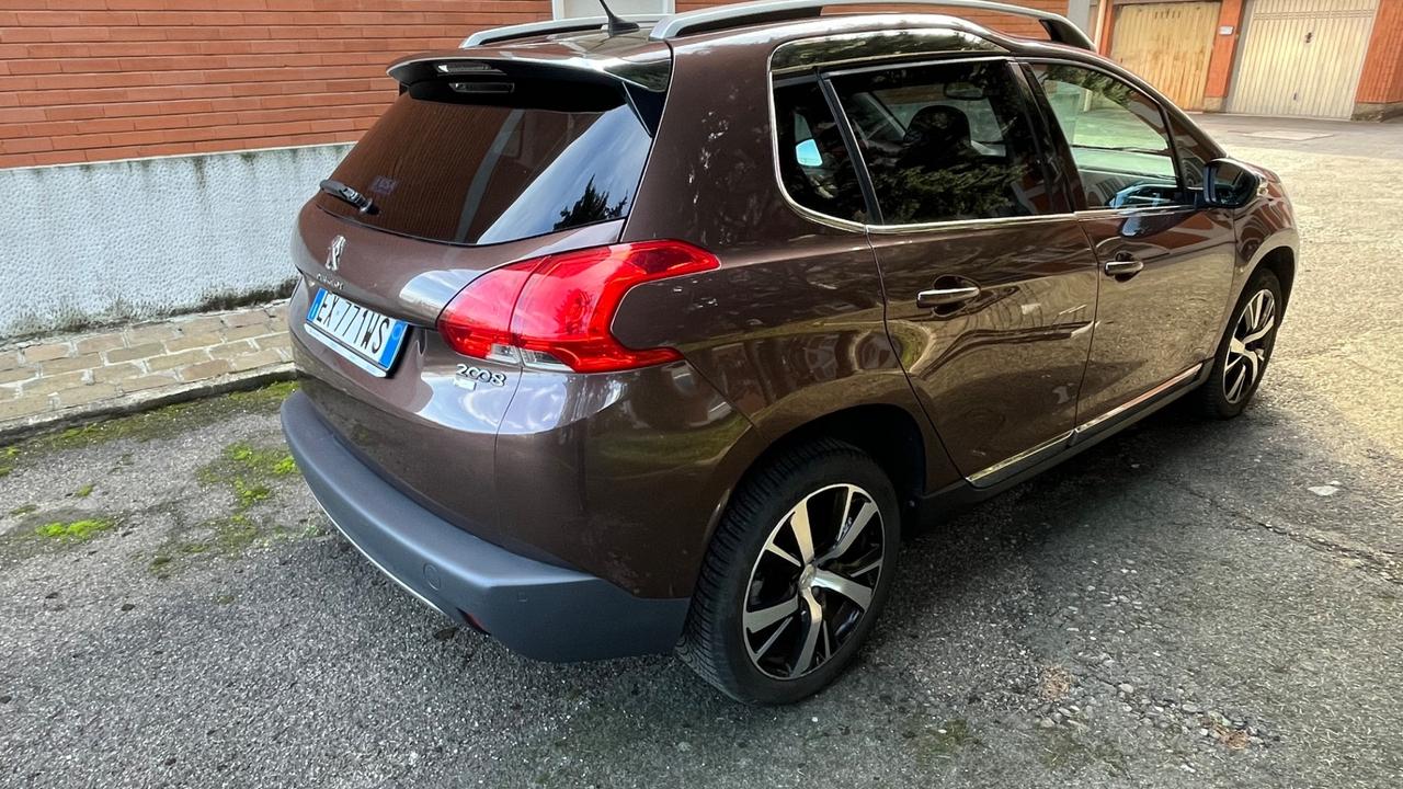 Peugeot 2008 BlueHDi 120 S&S Allure