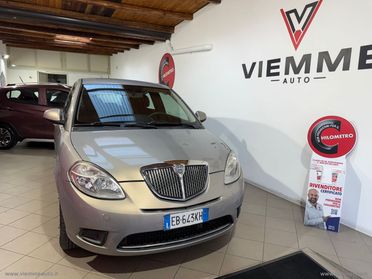 LANCIA Ypsilon 1.3 MJT 75 CV Versus