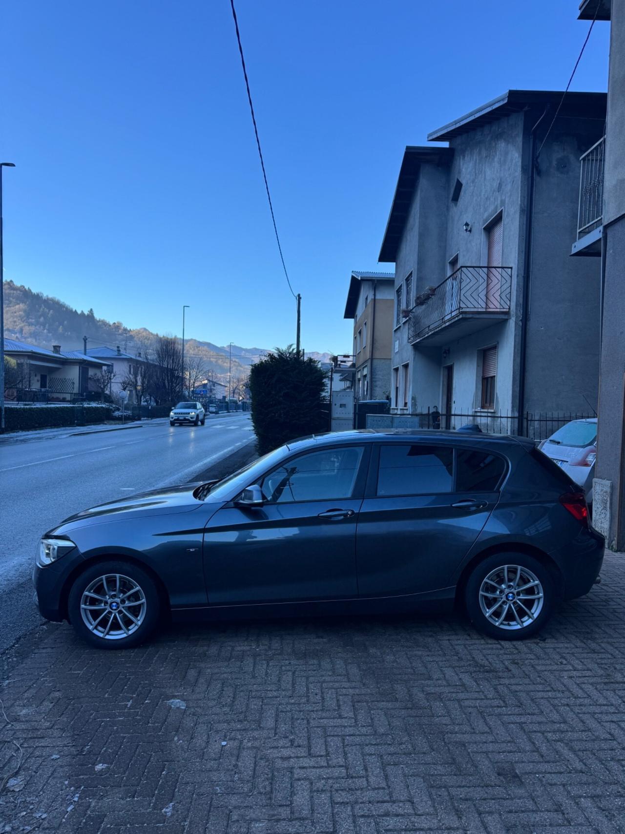 Bmw 116d 5p. Sport 2.0