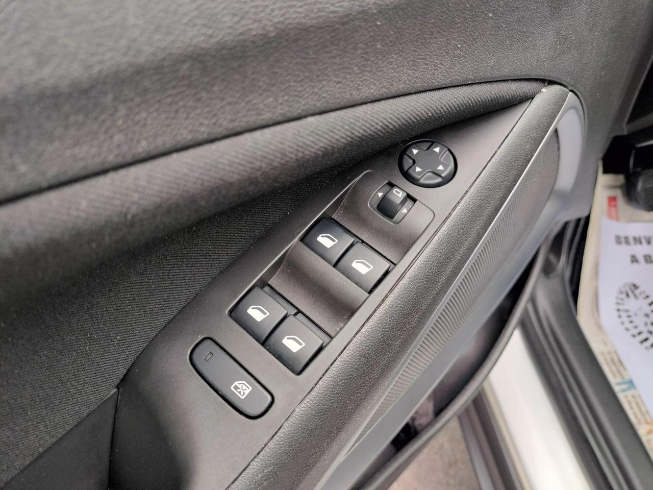 Opel Crossland X 1.2 GPL 12V Advance